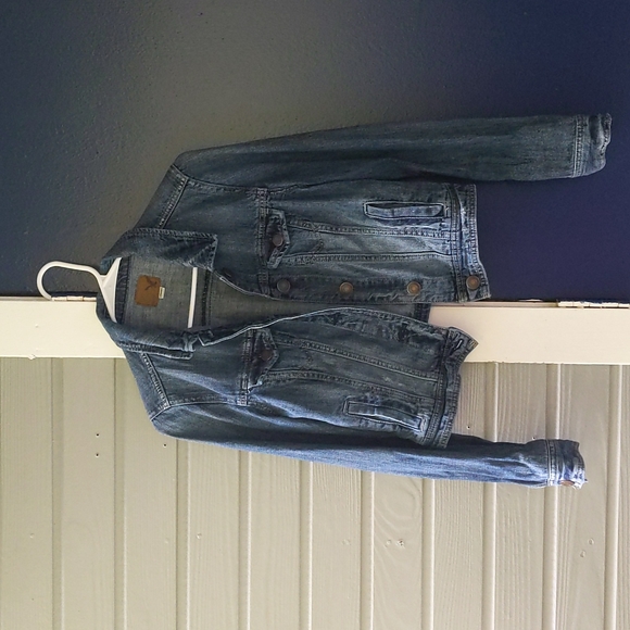 American Eagle Outfitters Jackets & Blazers - American Eagle Outfitters Jean Jacket Size M